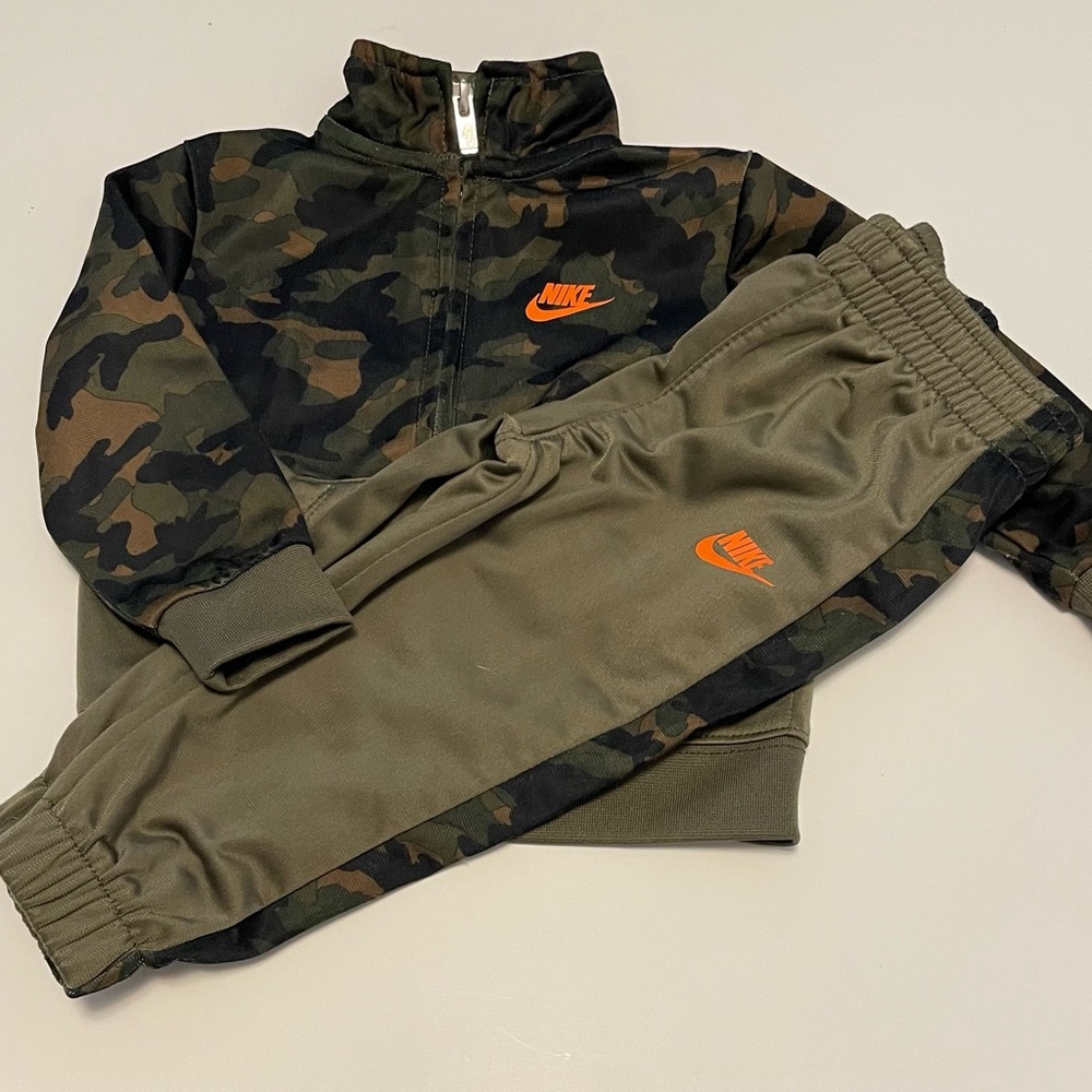Nike Green Camo Tracksuit